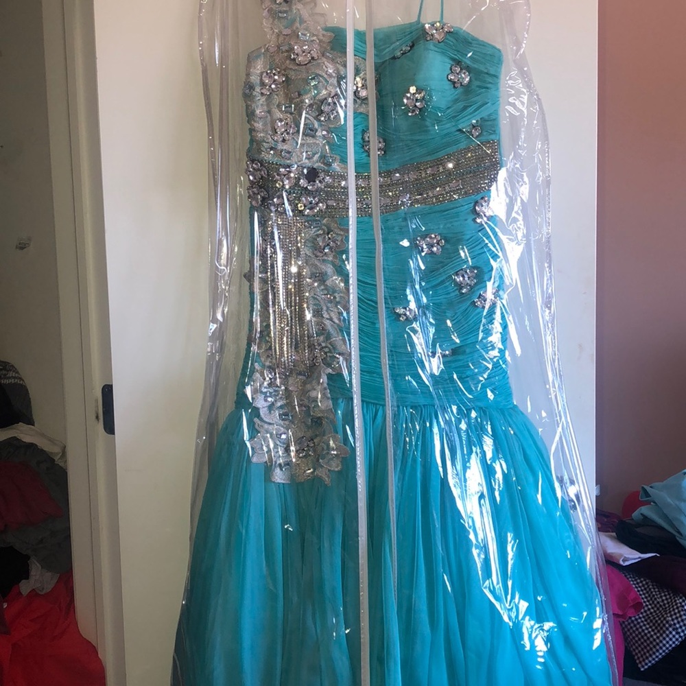 Party Gown Turquoise - Picture 2 of 8